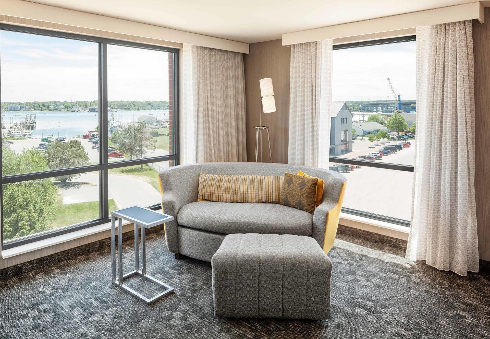 Hotel Courtyard By Marriott Portland Downtown/Waterfront Exterior foto